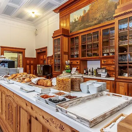 Davos Inn (Adults Only)