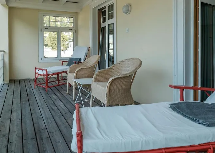 Hotel Davos Inn (Adults Only) 3*