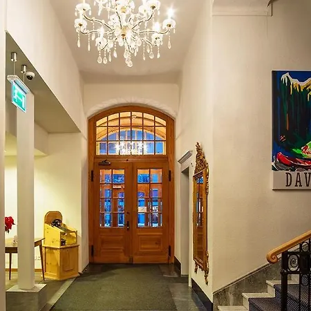 Davos Inn (Adults Only) Hotell 3*